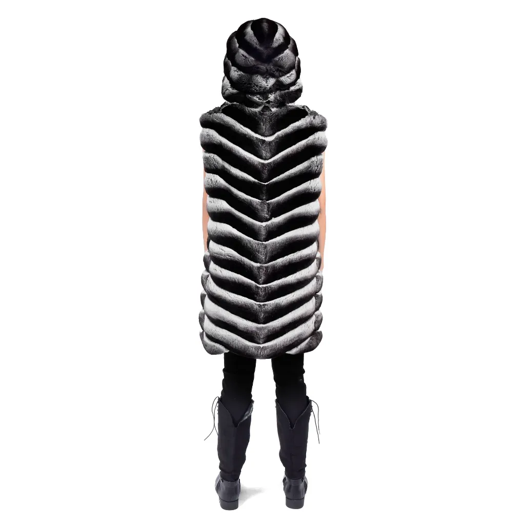17 - CHINCHILA Vest withhood - 85cm 4.webp