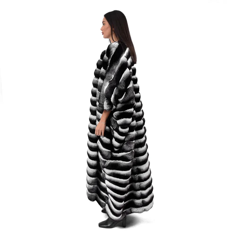 31 - chinchila Bisht Black & wight 2.webp
