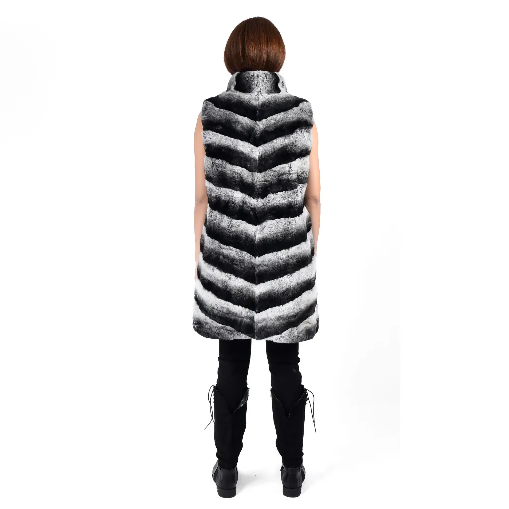 11 - Rex rabbit vest  - 85cm Black& wight 2.webp