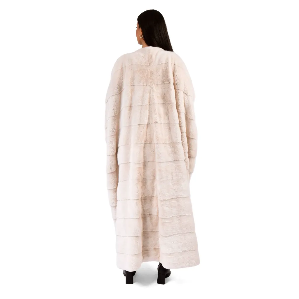 18 - mink bisht C-cut 135cm Off wight 3.webp