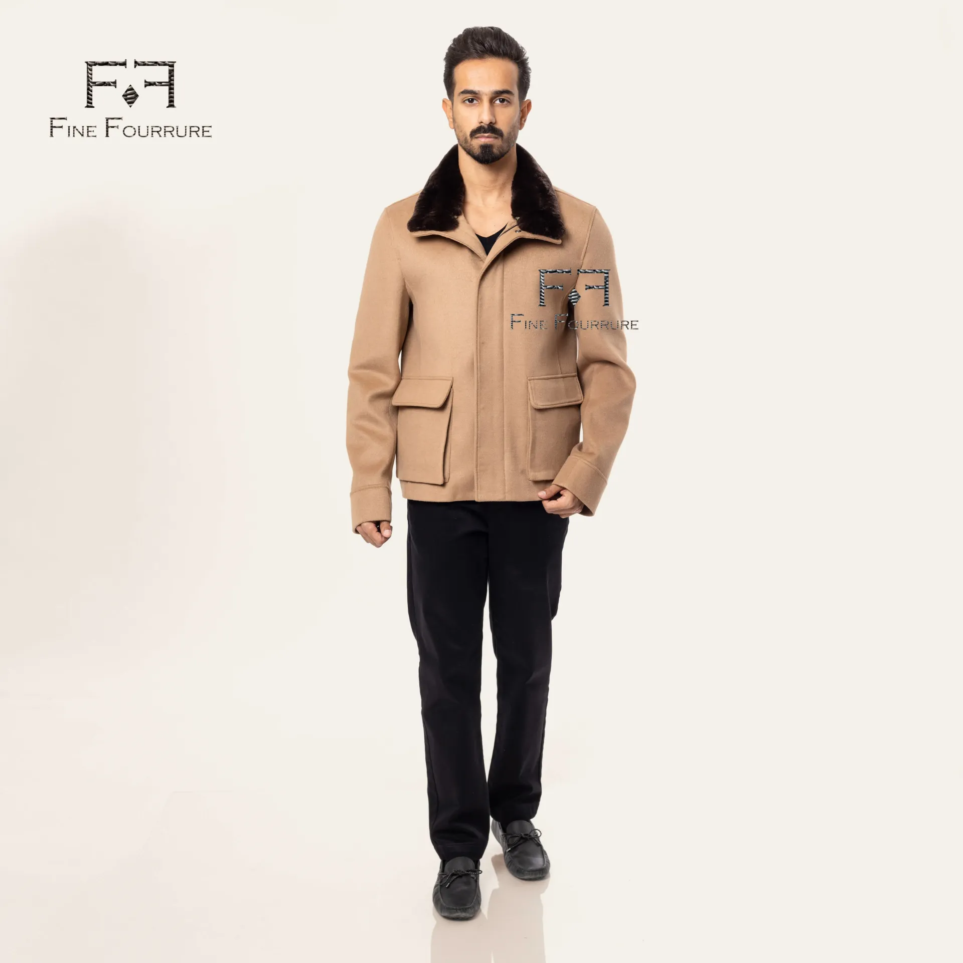 جاكيت قماش والبطانه  قطن والقلبه قماش  واتبدل بفرو الارنب