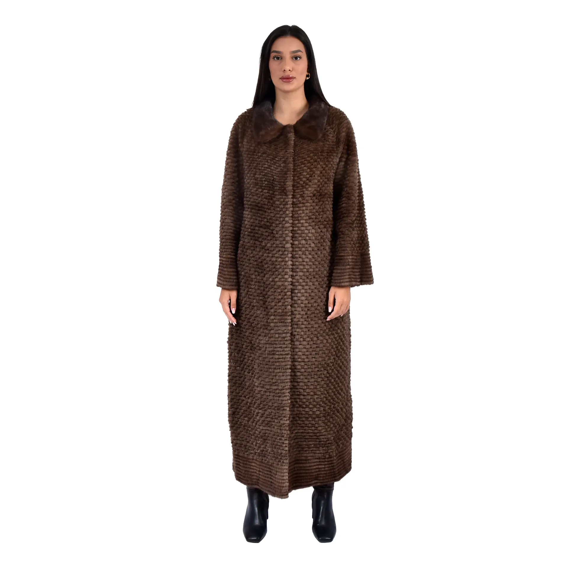 جاكيت فرو المنك والارنب  الطول 135 cm