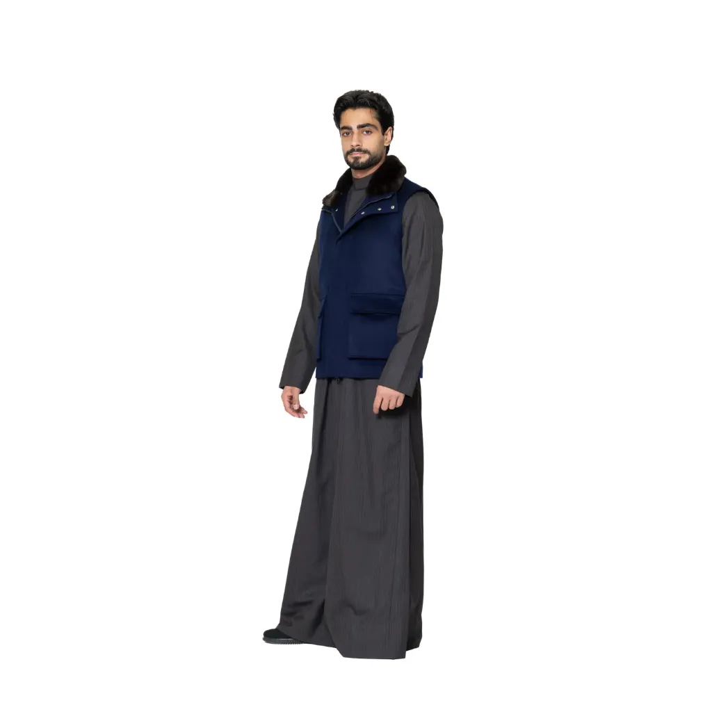 ڤيست كشمير وصوف والبطانه قطن  والقلبه كشمير والتبدل بفرو الارنب