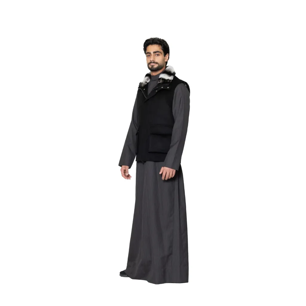 ڤيست كشمير وصوف والبطانه قطن  والقلبه كشمير والتبدل بفرو الارنب