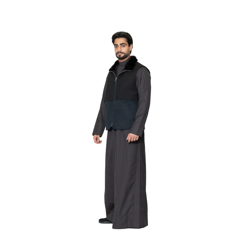 ڤيست كشمير وصوف والبطانه بوليستر  والقلبه كشمير و اتبدل  بفرو الارنب
