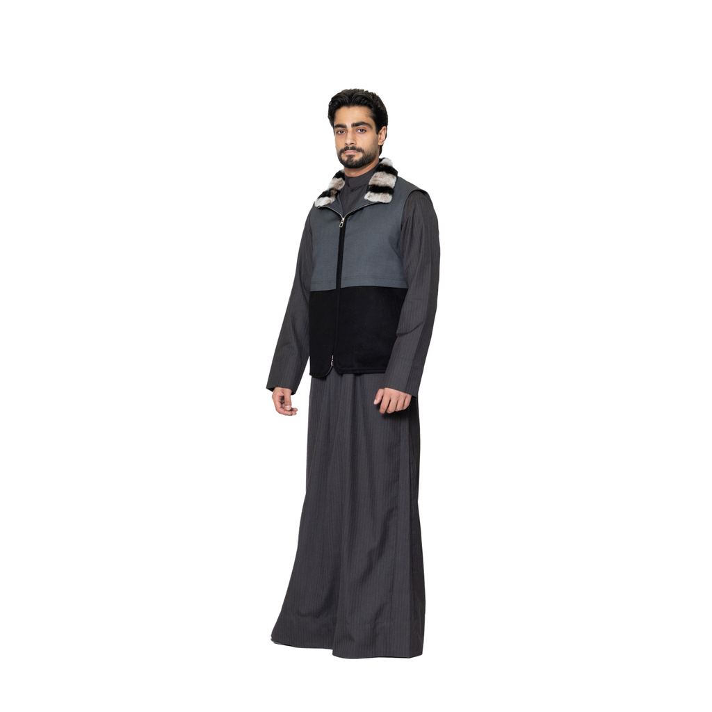 ڤيست كشمير وصوف والبطانه بوليستر  والقلبه كشمير و اتبدل  بفرو الارنب